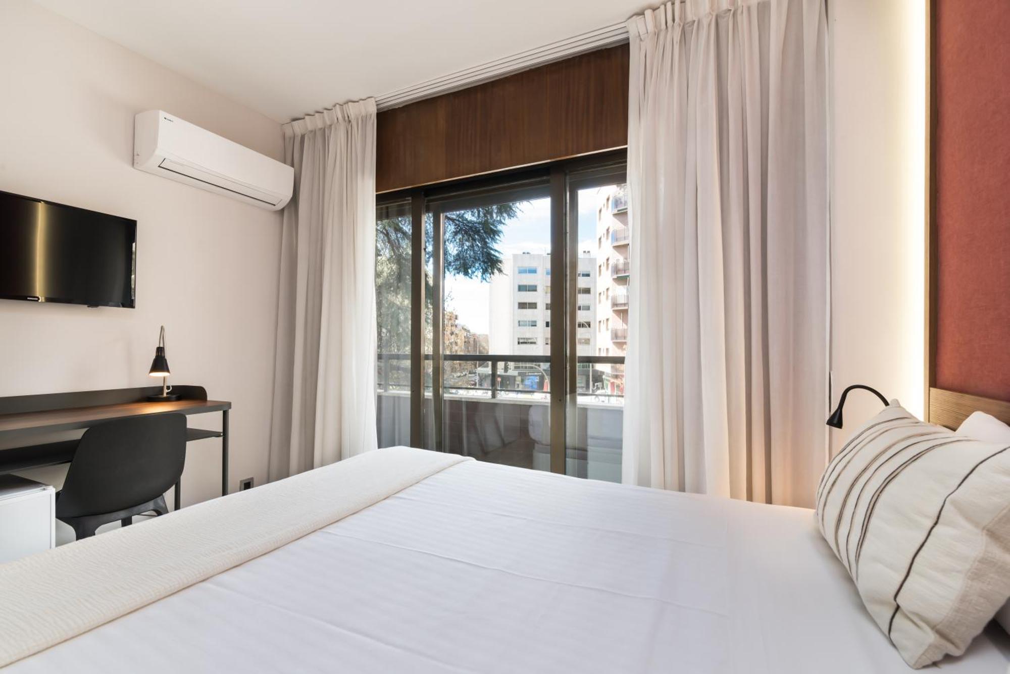 Roisa Hostal Boutique Madrid Exterior photo
